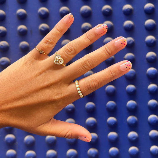 Confetti-Tip-Gel-YellowSnails3